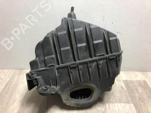 Used Air filter box RENAULT SCÉNIC III (JZ0/1_) 1.9 dCi (JZ0J, JZ1J, JZ1K, JZ1S) (131 hp) 31195649