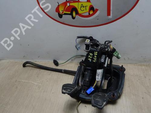 Used Break pedal Break pedal 39050815 39050815
