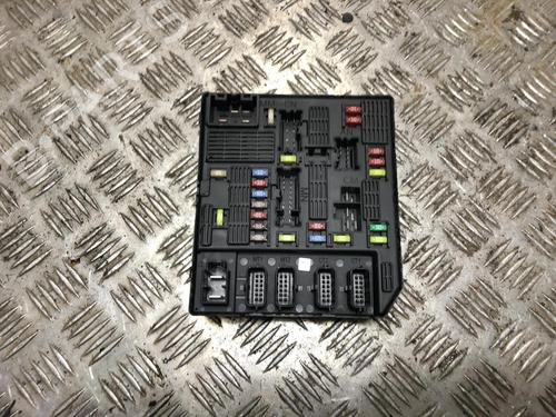 Used Fuse box RENAULT SCÉNIC III (JZ0/1_) 1.5 dCi (110 hp) 31201197