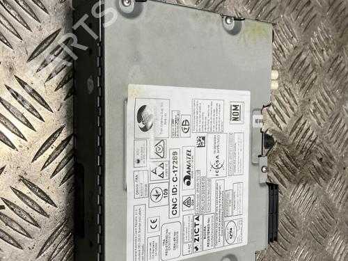 Used Radio PEUGEOT 308 II (LB_, LP_, LW_, LH_, L3_) 1.2 THP 130 (131 hp) 33028933