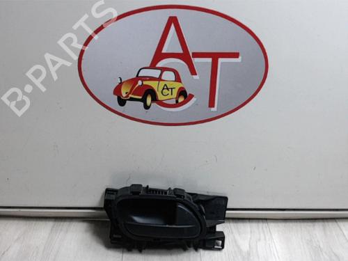 Højre bagtil invendig håndtag PEUGEOT 208 I (CA_, CC_) 1.2 VTi 68 / PureTech 68 (68 hp) 12971734