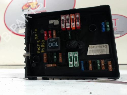 Fuse box VW GOLF V (1K1) 2.0 TDI 16V | BP31195344E1