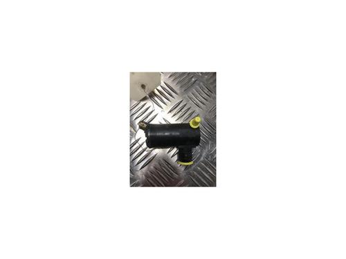Ruitensproeierpomp SUZUKI JIMNY Closed Off-Road Vehicle (SN) 1.5 DDiS 4x4 (86 hp) 21382401