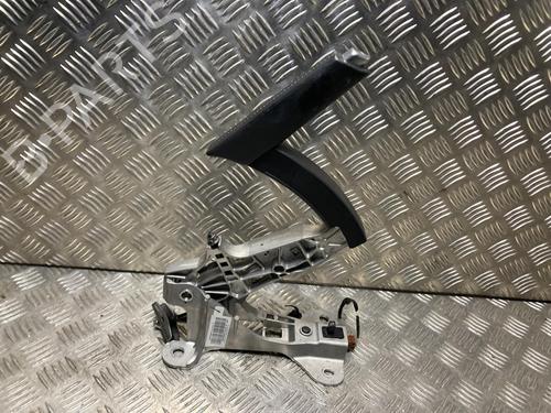 BP32519689I18 main image