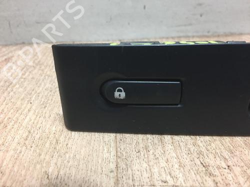 switch-renault-clio-ii-bb_-cb_-15-dci-bcb07-1998-1999-2000-2001-2002-2003-2004-2005-2006-2007-2008-2009-2010-2011-2012-2013-2014-2015-2016-13279725 main image