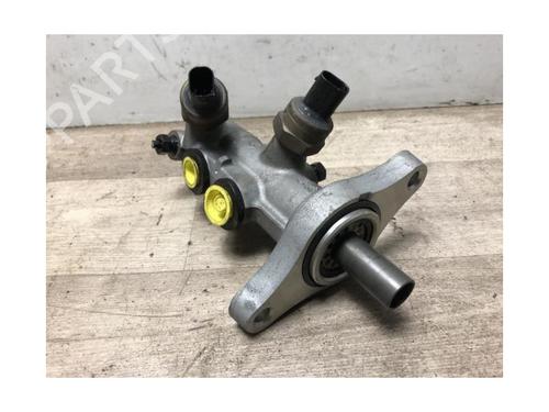 Brake master cylinder AUDI A2 (8Z0) 1.4 | BP20629823M77
