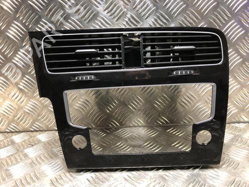 Used Air vent VW GOLF VII (5G1, BQ1, BE1, BE2) 1.4 TSI (125 hp) 25306750