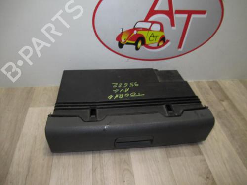 Used Glove box Glove box VW TOURAN (1T1, 1T2) 1.9 TDI (100 hp) 13226484 13226484
