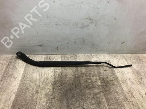 Used Front windshield wiper arm RENAULT SCÉNIC II (JM0/1_) 2.0 (JM05, JM0U, JM1N, JM1U, JM2V) (135 hp) 23109904