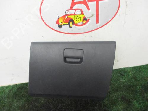 Used Glove box MERCEDES-BENZ A-CLASS (W176) A 160 CDI / d (176.011) (90 hp) 13226400