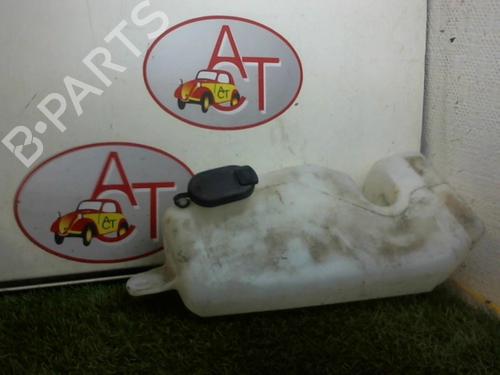 Used Windscreen washer tank DACIA SANDERO 1.4 MPI LPG (72 hp) 22912981