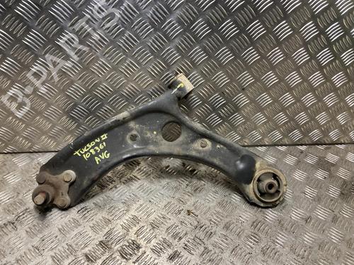 Used Left front suspension arm HYUNDAI TUCSON (TL, TLE) 1.7 CRDi (141 hp) 31197139