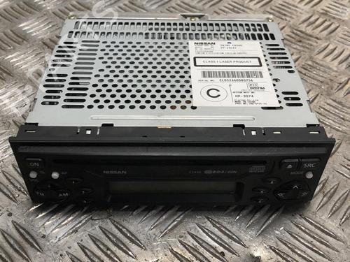 Used Radio NISSAN X-TRAIL I (T30) 2.2 dCi (136 hp) 31198122