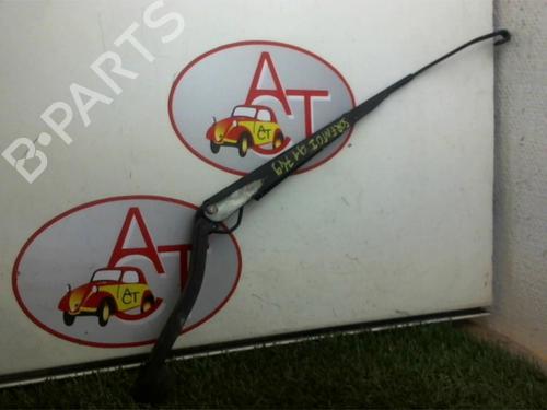 Front windshield wiper arm KIA SORENTO I (JC) 2.5 CRDi 4WD | BP20630689C143 