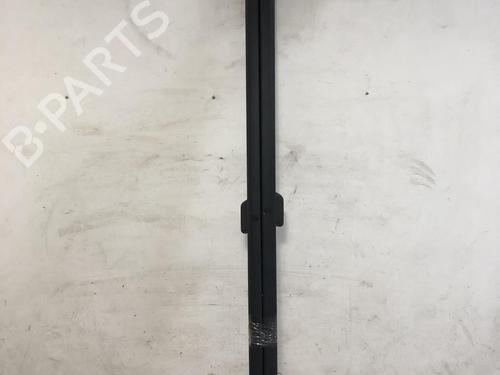 Used Roof bar DACIA LOGAN MCV (KS_) 1.5 dCi (KS0W) (86 hp) 20632689