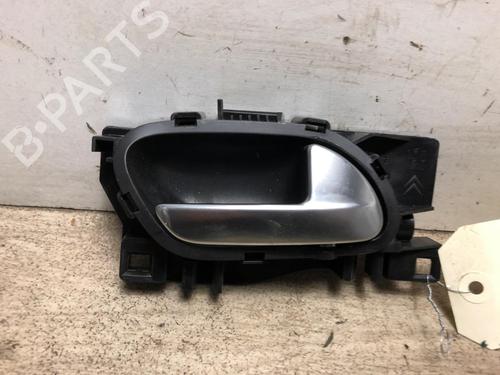 Used Rear right interior door handle PEUGEOT 2008 I (CU_) 1.2 THP 110 / PureTech 110 (110 hp) 15968608