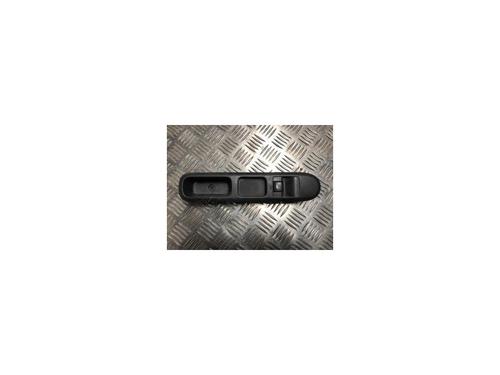 Used Right front window switch PEUGEOT 3008 I MPV (0U_) 1.6 HDi (112 hp) 24321885