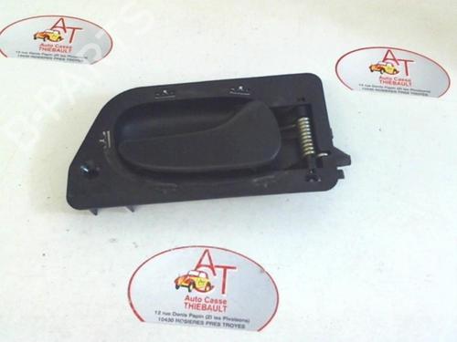 Used Front right interior door handle RENAULT LAGUNA I (B56_, 556_) 2.2 D (B56F/2) (83 hp) 13037296