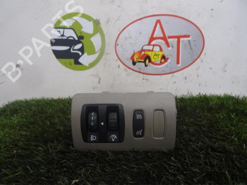 Used Switch RENAULT CLIO III (BR0/1, CR0/1) 1.6 16V (BR05, BR0B, BR0Y, BR15, BR1J, BR1M, BR1Y, CR0B,... (112 hp) 12968970