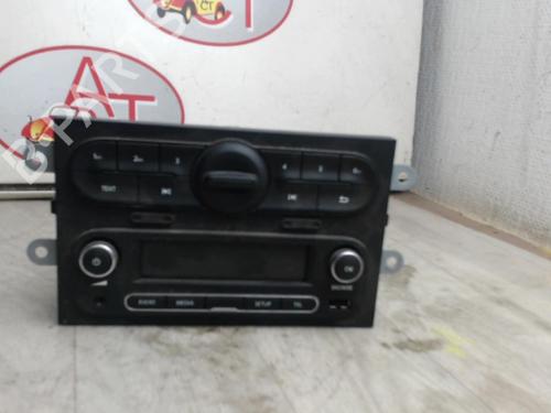 Used Radio RENAULT TWINGO III (BCM_, BCA_) 0.9 TCe 90 (BCM9, BCM2) (90 hp) 13282033