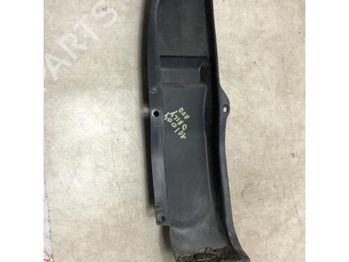 Garniture avant droite IVECO DAILY III Van 35 C 12 V, 35 S 12 V (AGKA43A2, AGKB43A2, AGKB46A2,... (116 hp) 23128363
