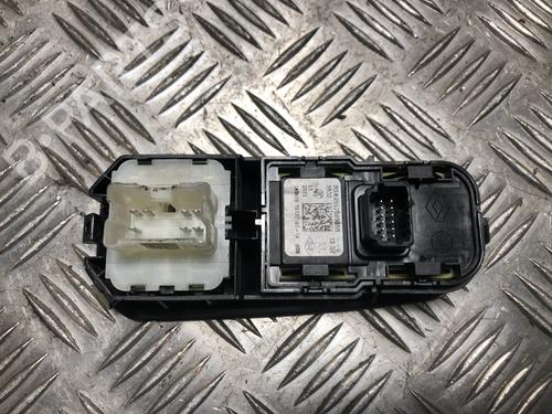 Left front window switch NISSAN PRIMASTAR Van (X82) 2.0 dCi 130 | BP35751759I27 - Image 2