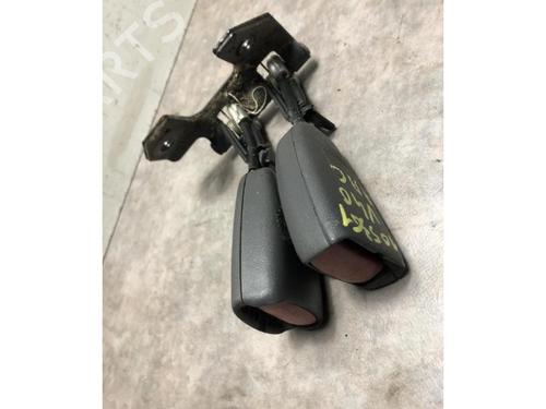 Seat buckle VOLVO V40 Estate (645) 1.9 DI | BP20619545I32