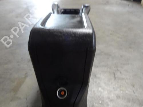Middle console PEUGEOT 2008 I (CU_) 1.6 HDi | BP28827450I22