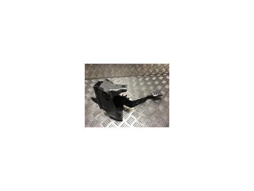 Used Clutch pedal NISSAN X-TRAIL I (T30) 2.2 Di 4x4 (114 hp) 23966245