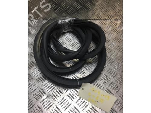 Rubber door seal PEUGEOT 208 II (UB_, UP_, UW_, UJ_) 1.5 BlueHDI 100 | BP24872855C142 