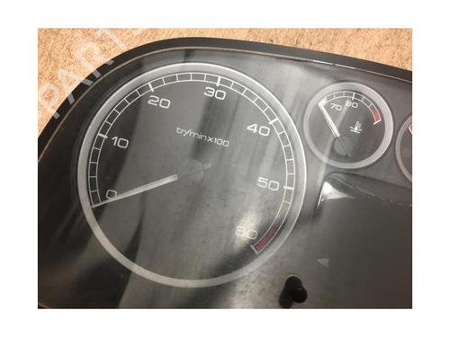 Instrument cluster PEUGEOT 307 (3A/C) 2.0 HDi 90 | BP13266981C47