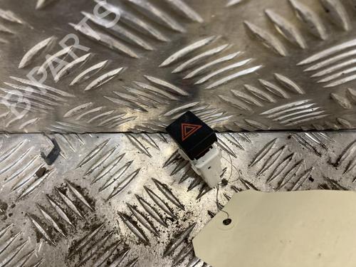 Pulsante luci di emergenza NISSAN QASHQAI I (J10, NJ10) 1.5 dCi (110 hp) 31197913