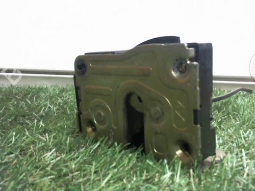 front-right-lock-renault-scenic-i-mpv-ja01_-fa0_-19-dci-ja05-ja1f-7701474906-1999-2000-2001-2002-2003-2004-2005-2006-2007-2008-2009-2010-22912962 main image