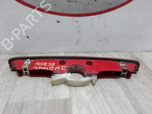 Used Third brake light RENAULT LAGUNA II (BG0/1_) 2.0 16V (BG00, BG0K, BG0P, BG0W) (135 hp) 13294204