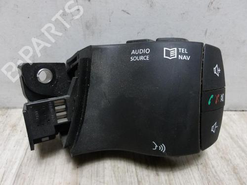 Used Switch RENAULT KOLEOS I (HY_) 2.0 dCi (HY0K) (150 hp) 13134228