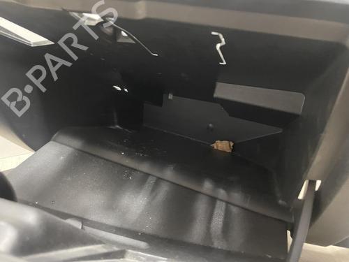 Used Glove box RENAULT CLIO III (BR0/1, CR0/1) 1.5 dCi (75 hp) 13260341