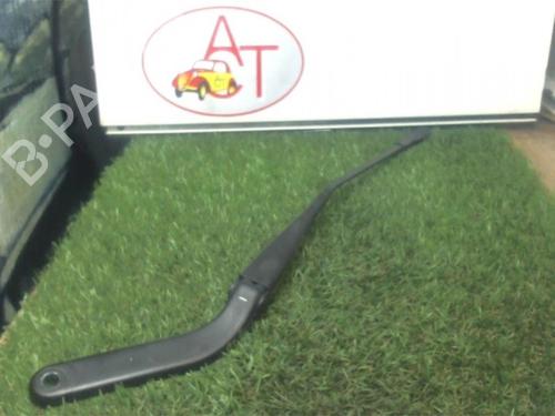 Front windshield wiper arm BMW 1 (E87) 118 d | BP28287416C143