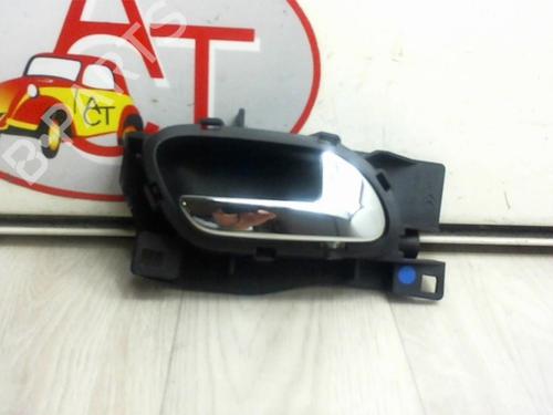 Used Rear right interior door handle PEUGEOT 407 (6D_) 2.0 HDi 135 (6DRHRH, 6DRHRE, 6DRHRG, 6DRHRJ) (136 hp) 12962895