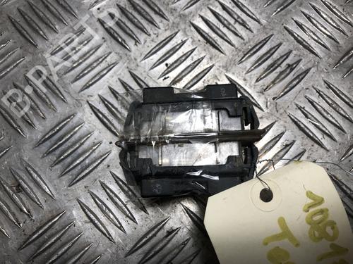 Luz matrícula Luz matrícula NISSAN TERRANO II (R20) 2.7 TD 4WD (101 hp) 34460765 34460765