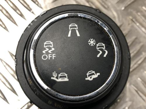 Used Switch PEUGEOT 2008 I (CU_) 1.6 BlueHDi 120 (120 hp) 31080583