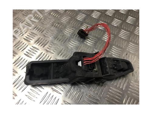 Licence plate light RENAULT SCÉNIC II (JM0/1_) 1.5 dCi (JM1E, JM16) | BP25748248I40 