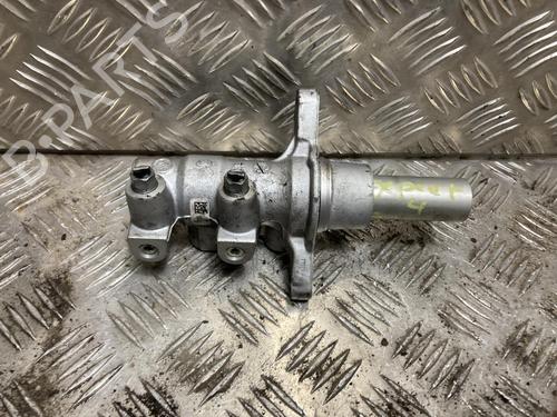 Brake master cylinder PEUGEOT EXPERT Van (V_) 1.5 BlueHDi 120 | BP31199753M77