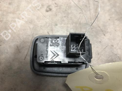 Right rear window switch CITROËN C5 III Break (RW_) 1.6 HDi 110 | BP24335835I28 - Image 2