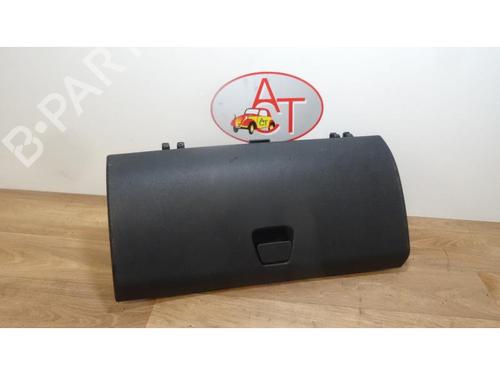 Used Glove box PEUGEOT 108 1.2 (82 hp) 13226431