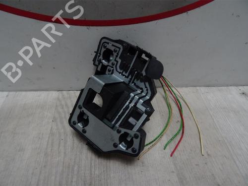 Nummerpladelys PEUGEOT 206 Hatchback (2A/C) 1.4 i (75 hp) 13291083