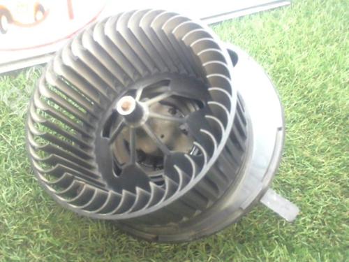 Used Heater blower motor VW GOLF PLUS V (5M1, 521) 1.9 TDI (105 hp) 28286690