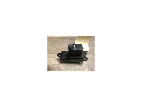 Used Left rear window switch HYUNDAI i30 (FD) 1.6 CRDi (90 hp) 23872970