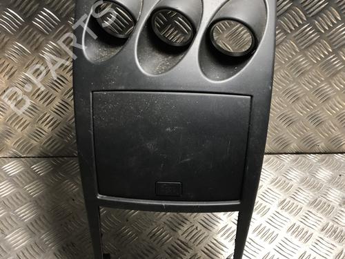 Console centrale NISSAN 350Z Coupe (Z33) 3.5 (AAZ33) (280 hp) 32044755