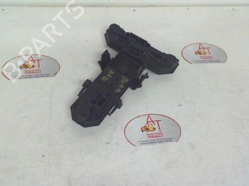 Used Licence plate light VW BORA I (1J2) 1.6 (101 hp) 28287034