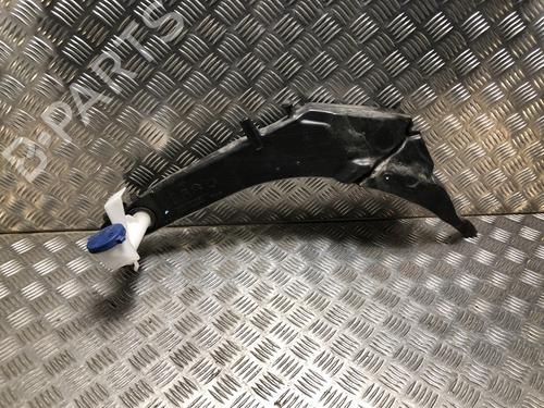 Used Windscreen washer tank PEUGEOT 5008 II (MC_, MJ_, MR_, M4_) 1.6 PureTech 180 (M45GFR) (181 hp) 31199126